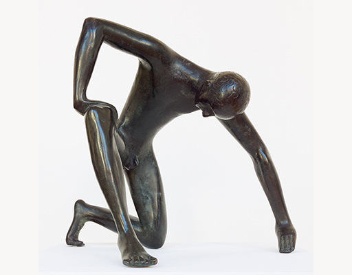 In unserer Galerie zum Verkauf angebotene Skulptur von Karl-Heinz Krause (Bildhauer): Aufstehender (groß)
