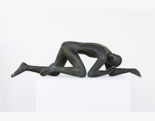 In unserer Galerie zum Verkauf angebotene Skulptur von Karl-Heinz Krause (Bildhauer): Leonidas (klein)