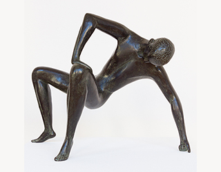 In unserer Galerie zum Verkauf angebotene Skulptur von Karl-Heinz Krause (Bildhauer): Sterbender Tänzer (klein)